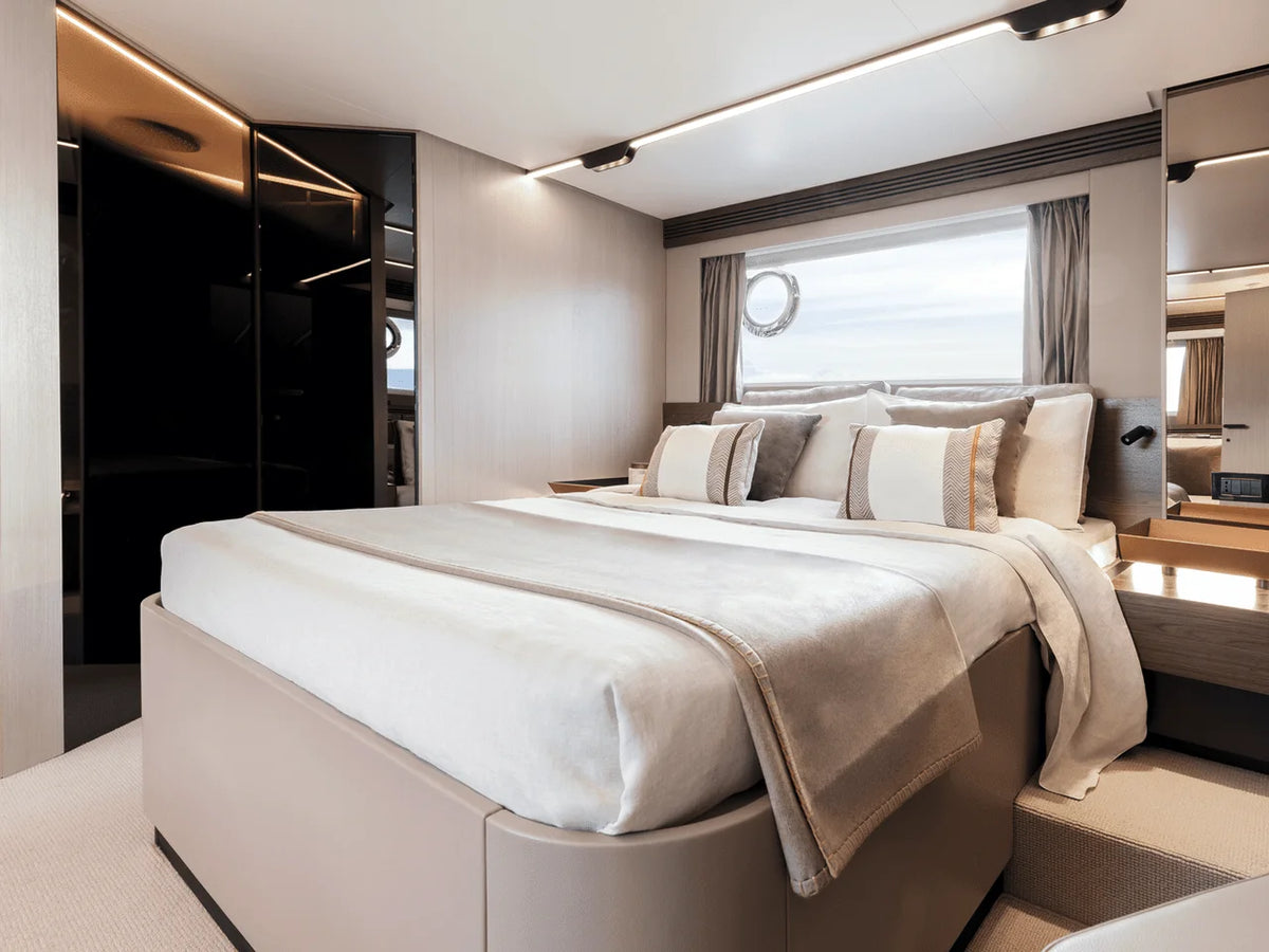 2027 Azimut S7 71.0 feet, Inuvik, Northwest Territories #23