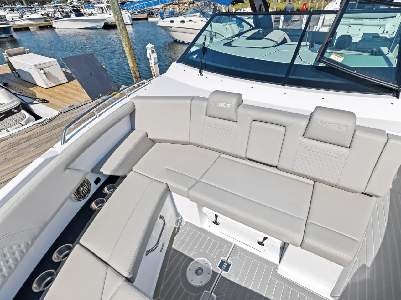 2026 Cruisers Yachts 34 GLS Outboard 34.0 feet, Danvers, Massachusetts #58