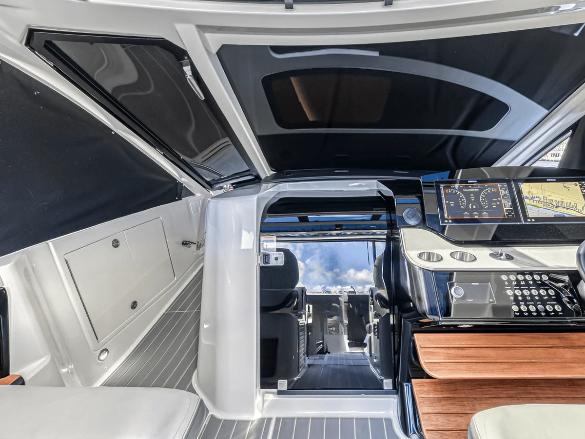 2022 Sea Ray 370 SUNDANCER OUTBOARD 37.0 feet, Highland Beach, FL, FL #19