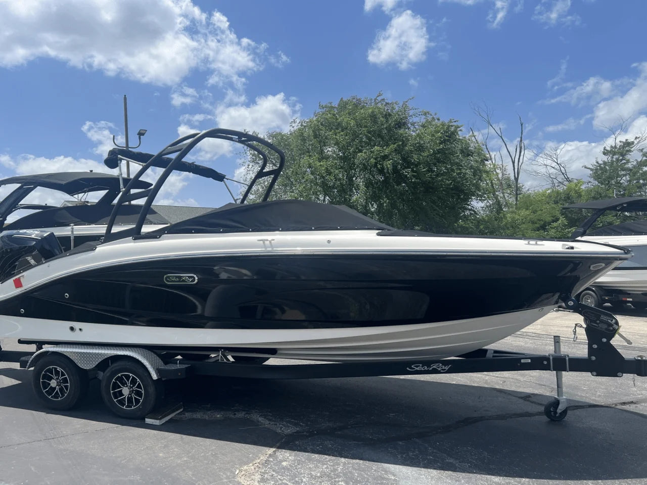 2025 Sea Ray SPX 210 Outboard 21.0 feet, Osage Beach, MO #1