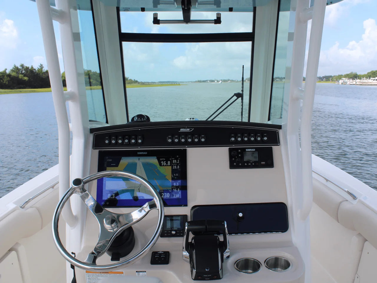 2024 Boston Whaler 250 OUTRAGE 25.0 feet, Wrightsville Beach, North Carolina #23