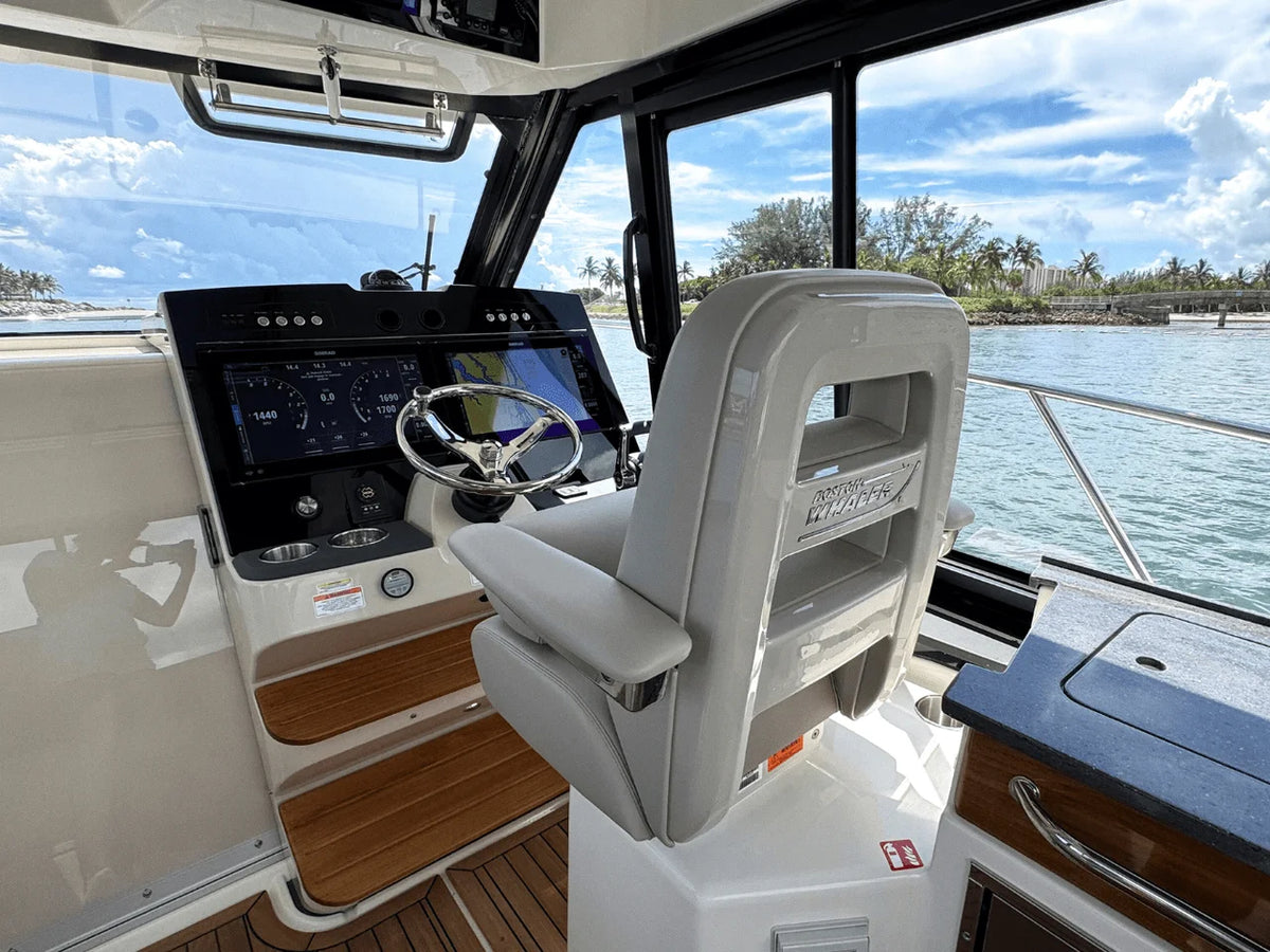 2026 Boston Whaler 365 Conquest 36.0 feet, Jupiter, Florida #24