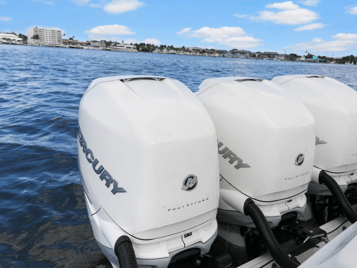 2018 Boston Whaler 380 OUTRAGE 38.0 feet, Naples, Florida #40