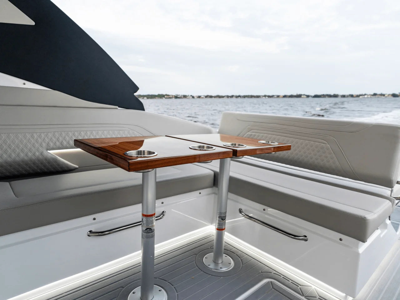 2027 Cruisers Yachts 34 GLS Outboard 34.0 feet, Sarasota, FL #131