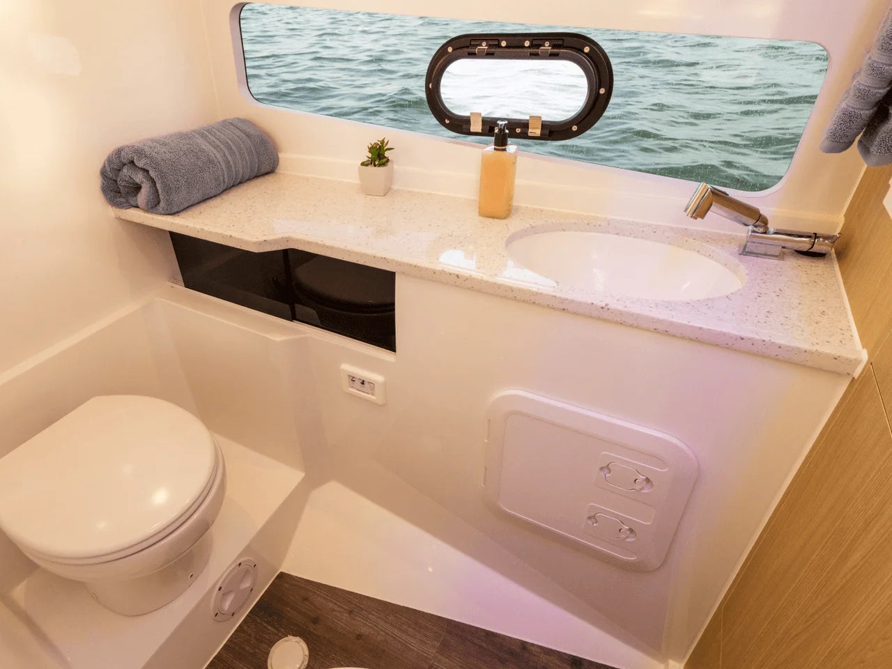 2026 Aquila 32 Sport 32.0 feet, Inuvik, Northwest Territories #11