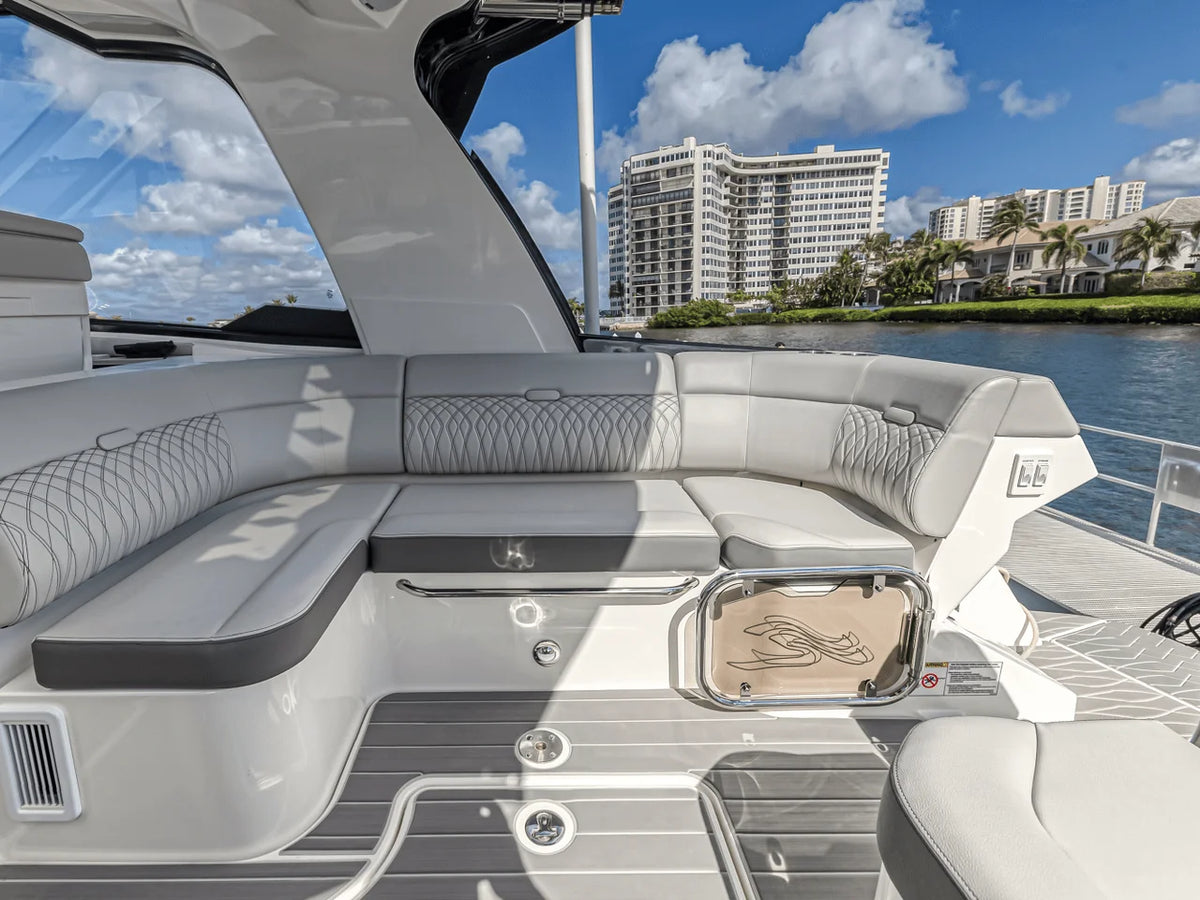 2022 Sea Ray 370 SUNDANCER OUTBOARD 37.0 feet, Highland Beach, FL, FL #65