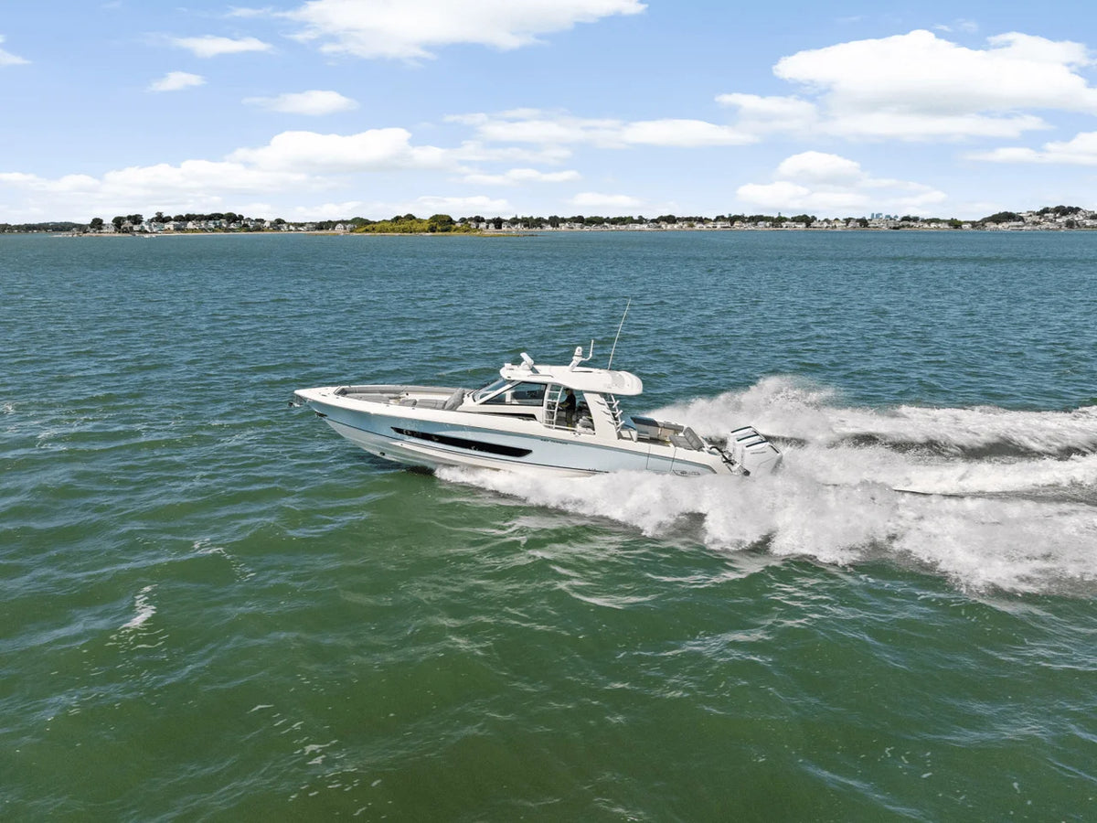 2026 Boston Whaler 420 Outrage 42.0 feet, Quincy, MA #74
