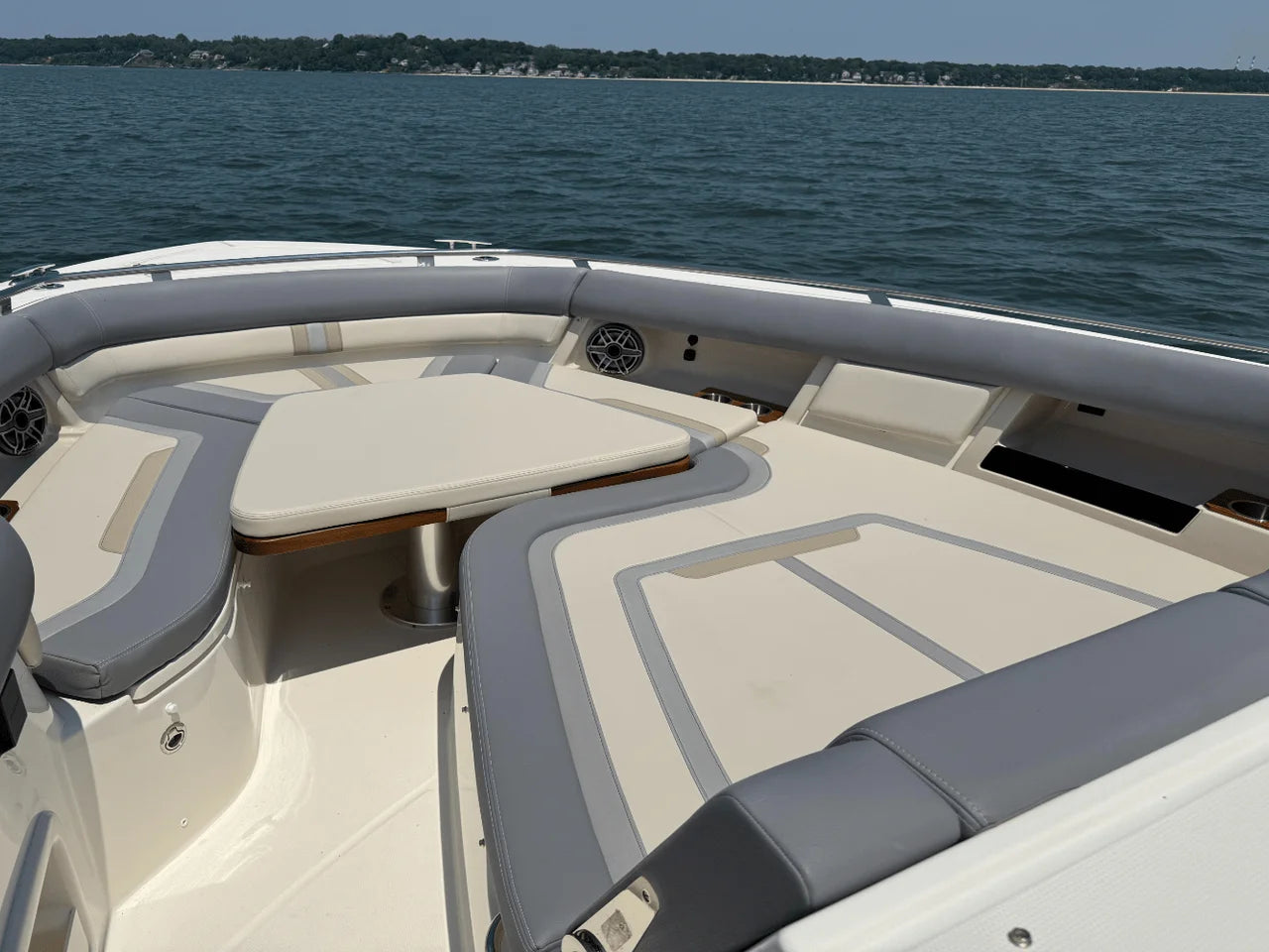 2025 Boston Whaler 380 Realm 38.0 feet, Huntington, NY #87