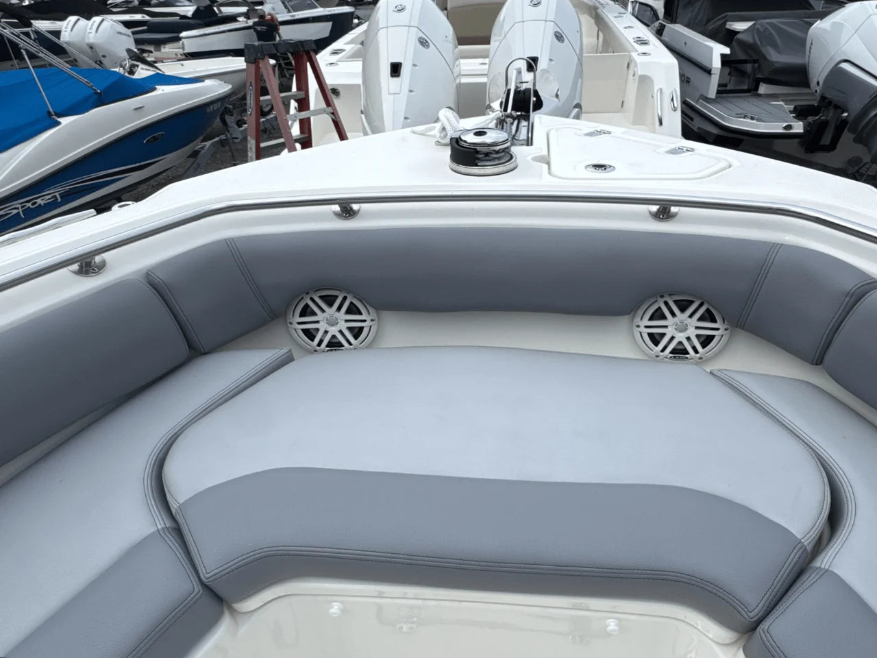 2026 Boston Whaler 230 Outrage 23.0 feet, Huntington, NY #46
