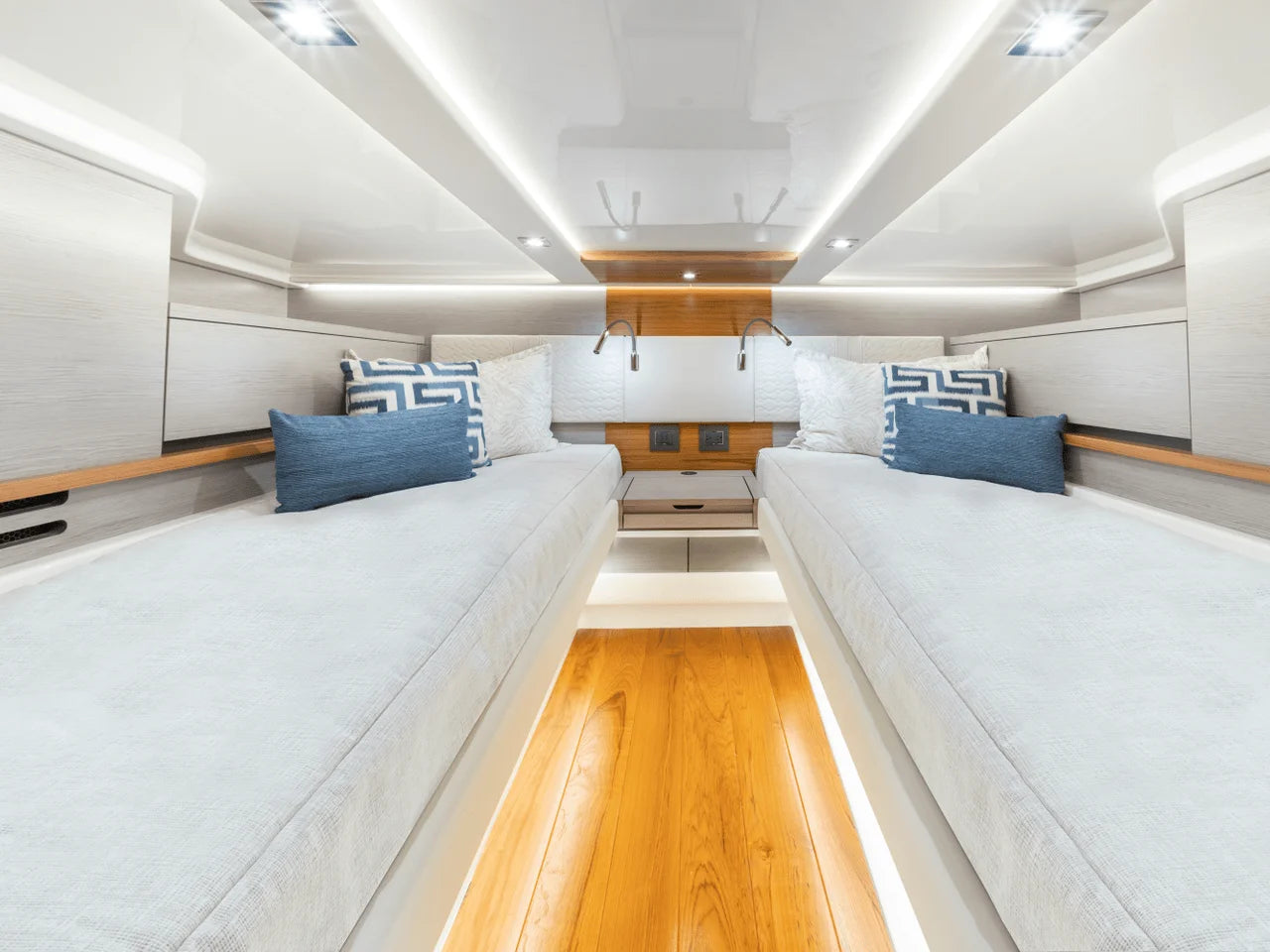 2025 Tiara Yachts LS 48 48.0 feet, Inuvik, Northwest Territories #15