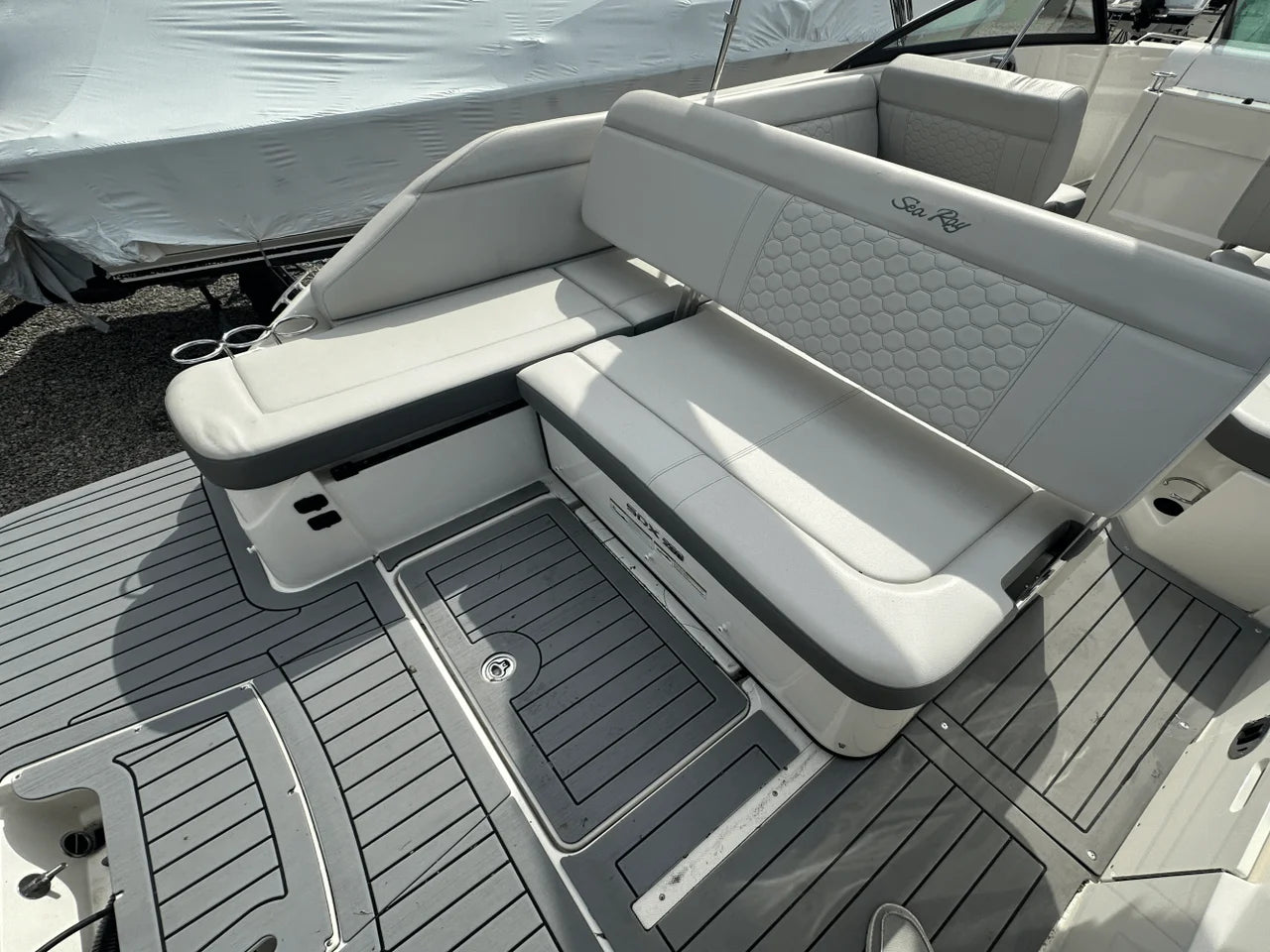 2020 Sea Ray 250SDX OB 25.0 feet, Quincy, MA #16