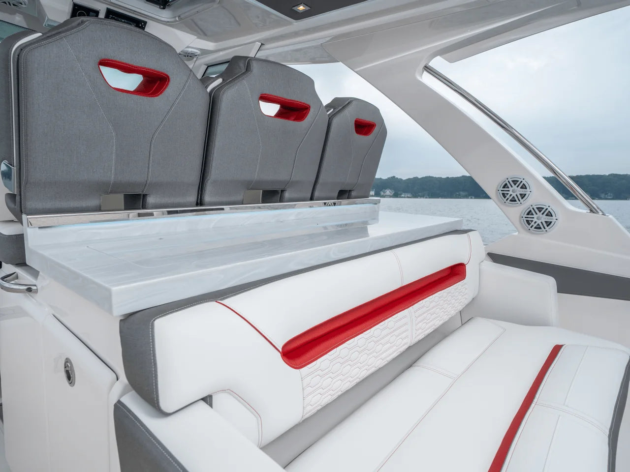2025 Tiara Yachts LS 34 34.0 feet, Inuvik, Northwest Territories #77