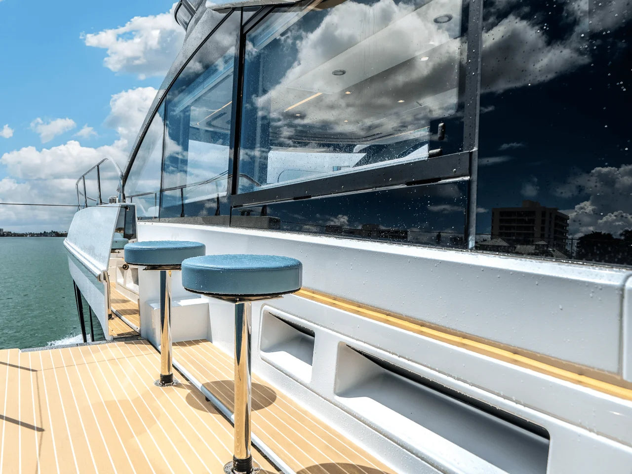 2026 Cruisers Yachts 57 FLY 57.0 feet, Jupiter, Florida #23