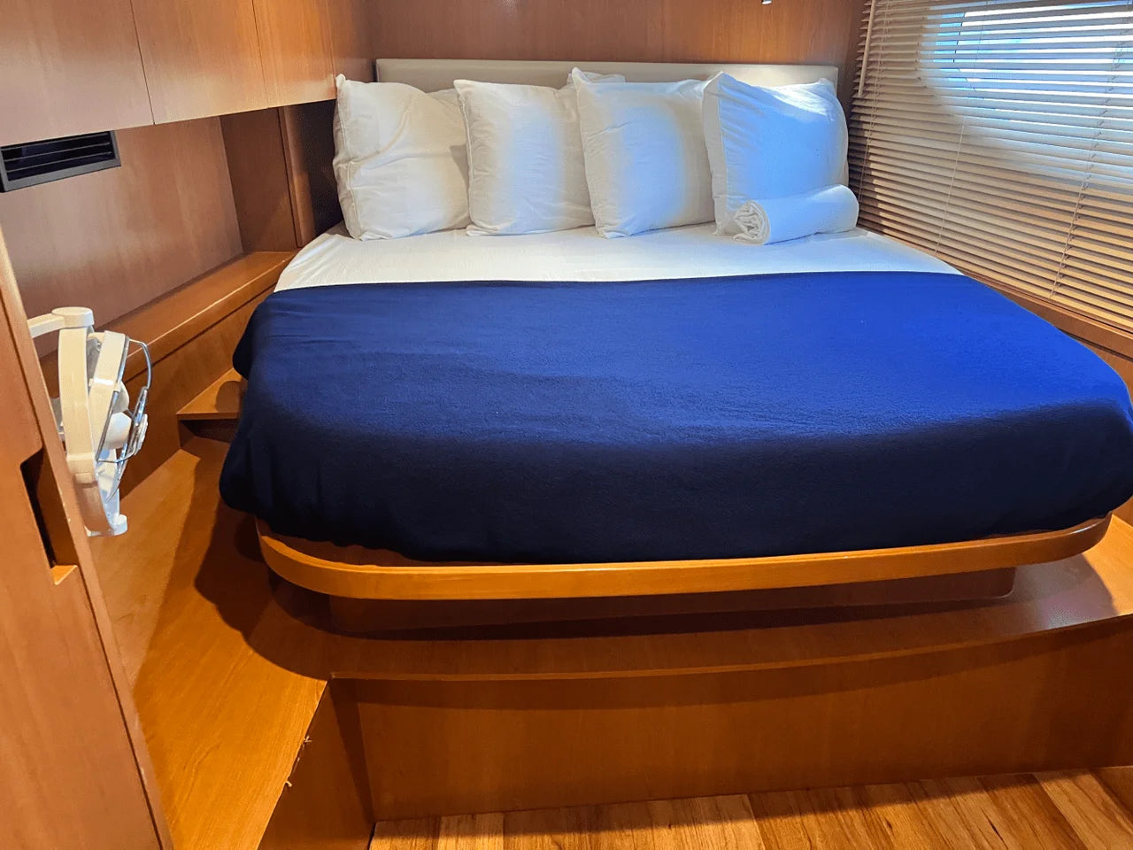 2016 Aquila 48 48.0 feet, Clearwater, FL #8