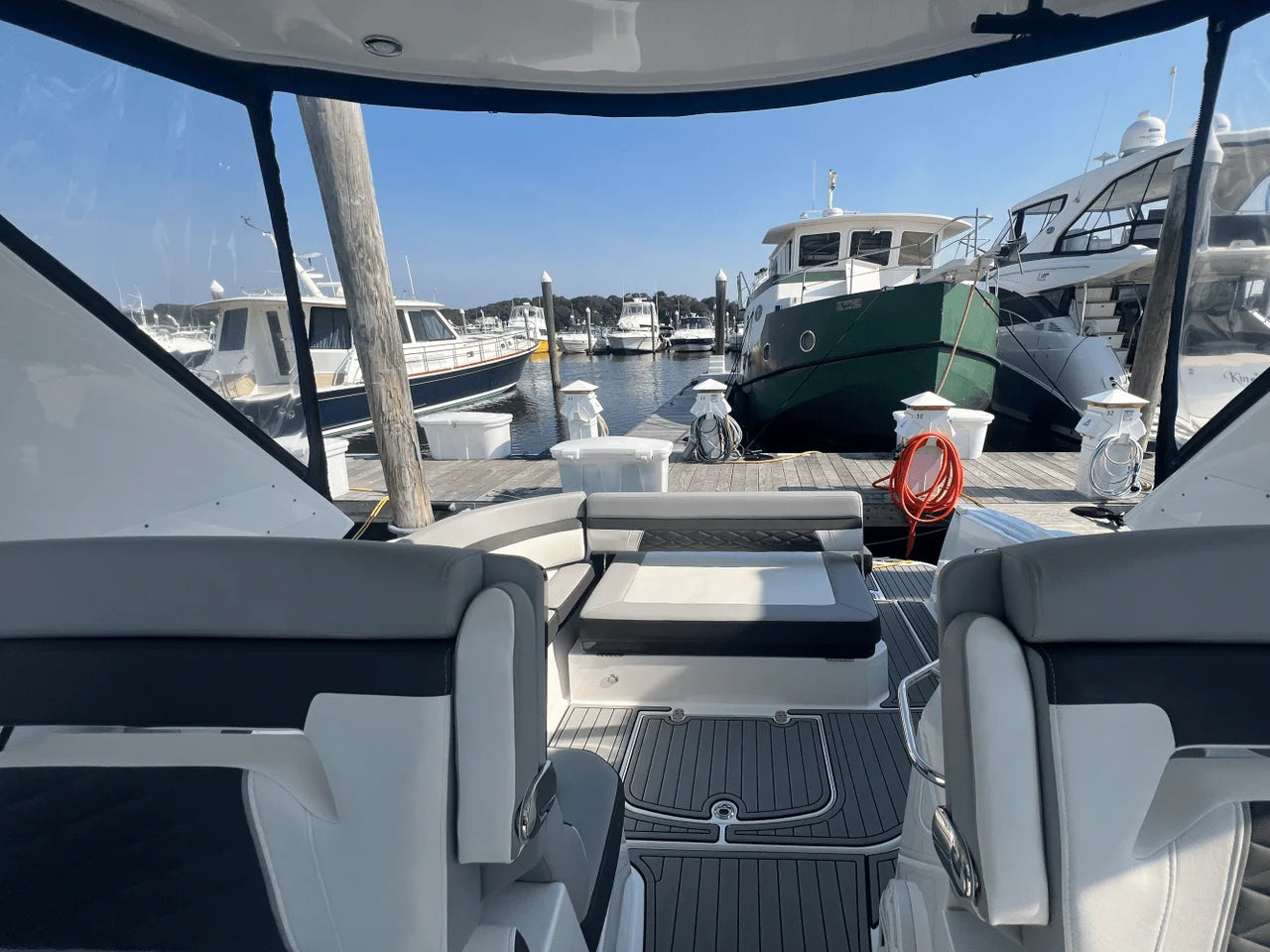2021 Monterey 335 SPORT YACHT 33.0 feet, Wakefield, RI #30