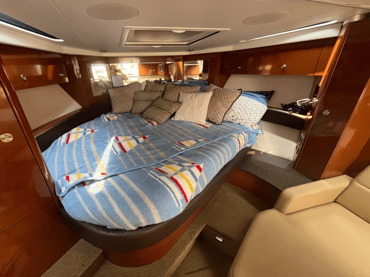 2014 Sea Ray 350 SUNDANCER 35.0 feet, Huntington, NY #42