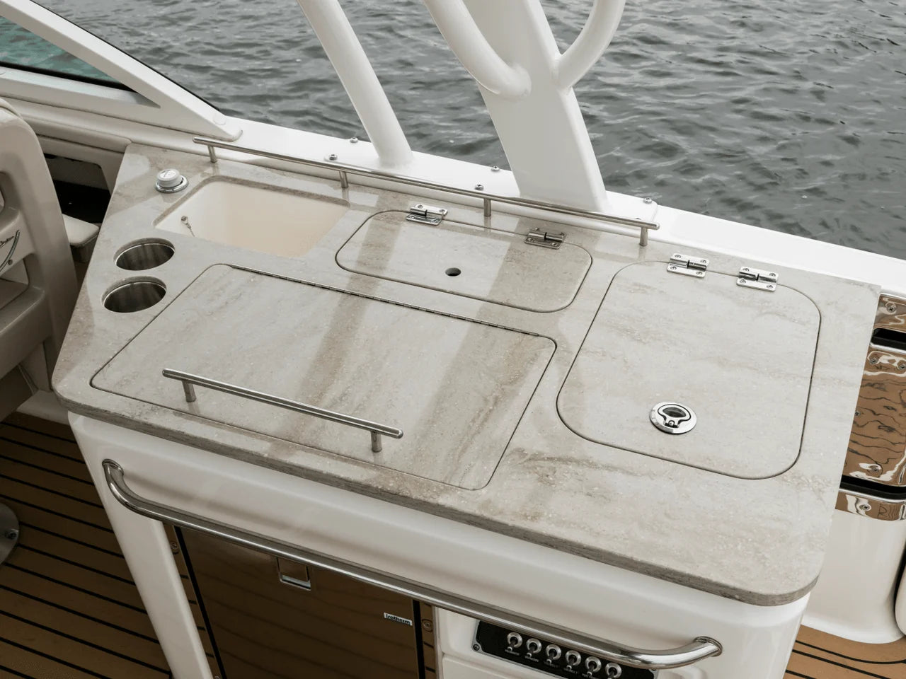 2024 Boston Whaler 320 Vantage 32.0 feet, St Petersburg, FL #52