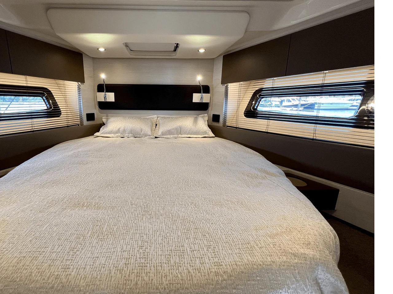 2019 Azimut 50 FLYBRIDGE 50.0 feet, Huntington, NY #63