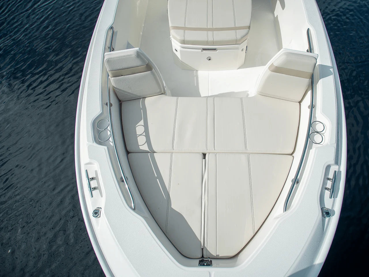 2026 Boston Whaler 250 Dauntless 25.0 feet, Fort Myers, FL #19