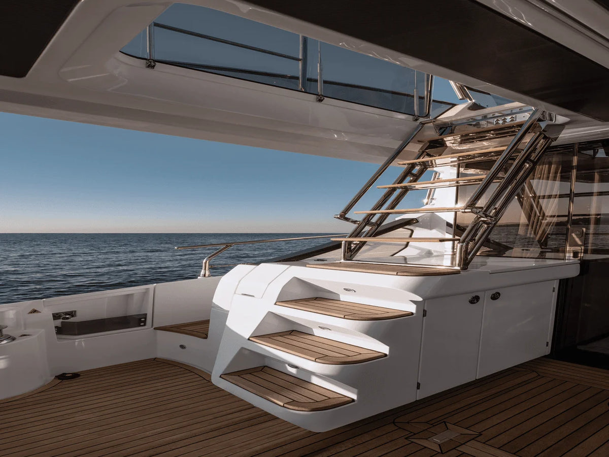 2027 Azimut S6 59.0 feet, Inuvik, Northwest Territories #15