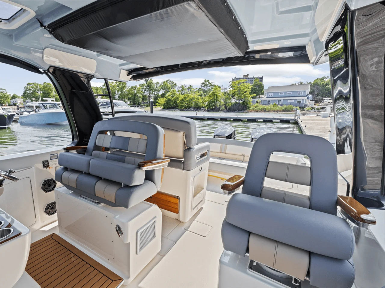 2025 Boston Whaler 380 Realm 38.0 feet, Quincy, MA #22