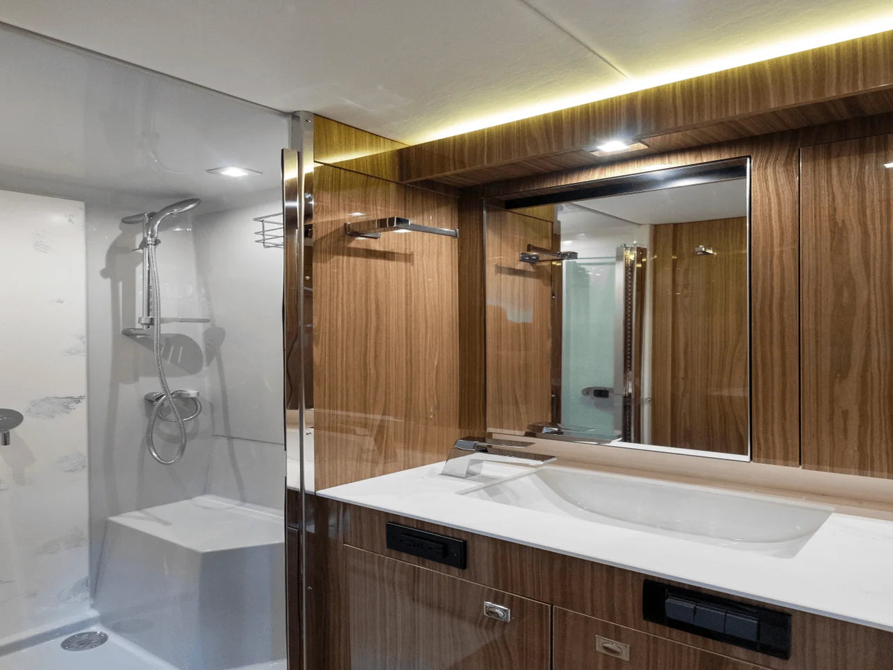 2026 Cruisers Yachts 50 Cantius 50.0 feet, Inuvik, Northwest Territories #59