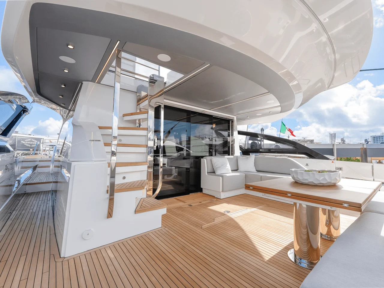2024 Azimut S8 80.0 feet, Miami, FL #6