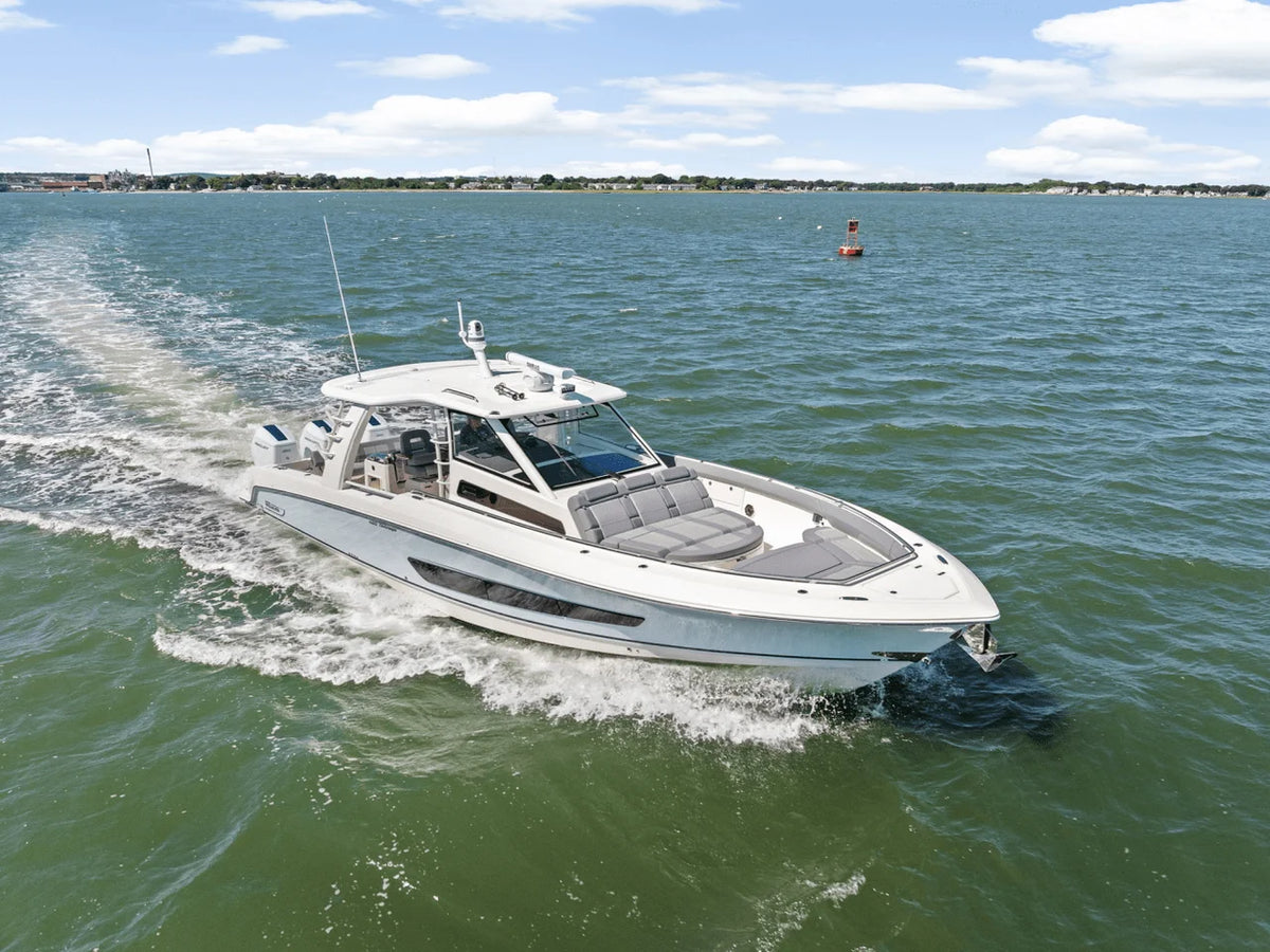 2026 Boston Whaler 420 Outrage 42.0 feet, Quincy, MA #4