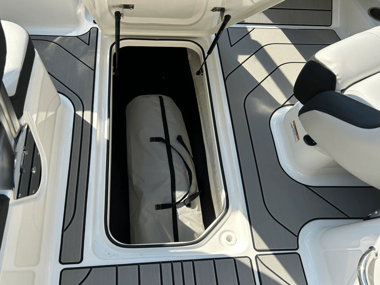 2025 Sea Ray SPX 210 Outboard 21.0 feet, Osage Beach, MO #21