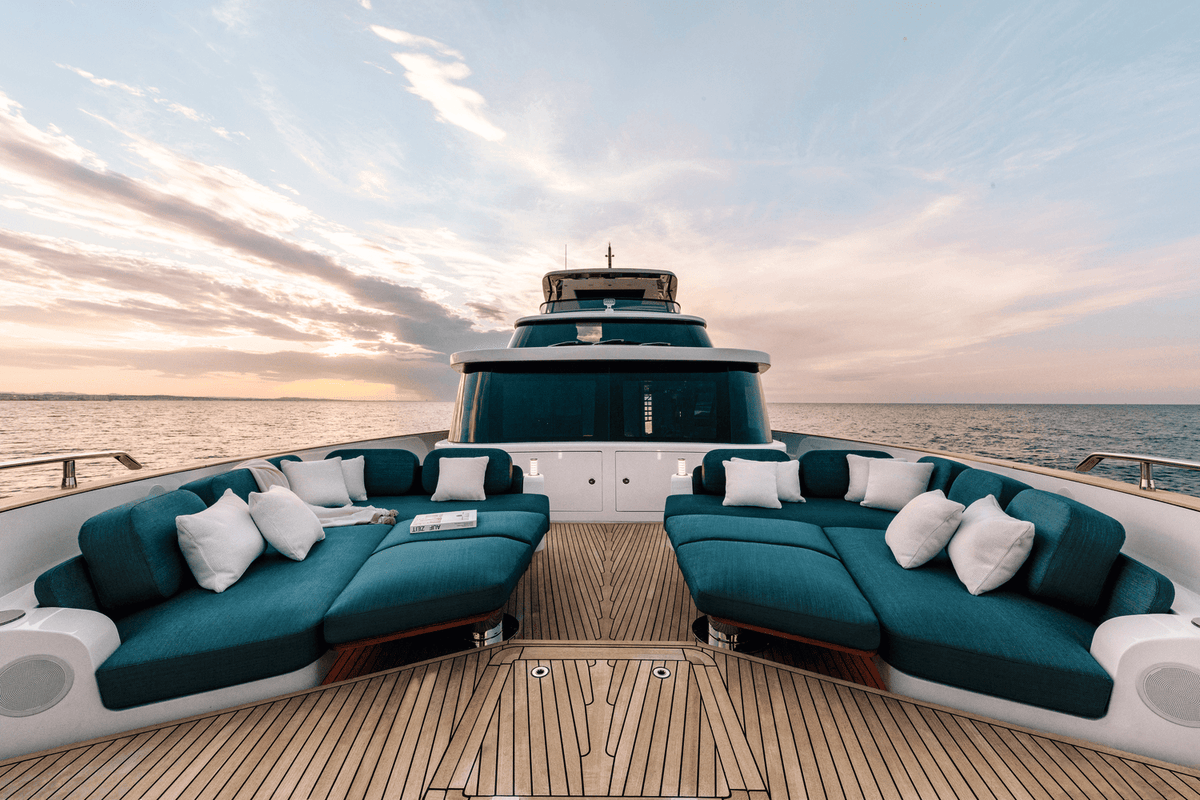 2027 Azimut Magellano 66 66.0 feet, Inuvik, Northwest Territories #9