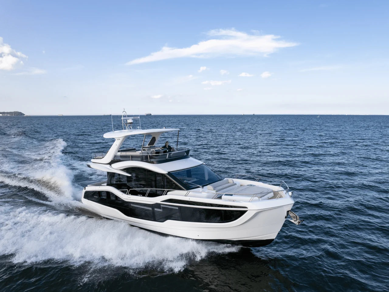 2026 Galeon 560 FLY 56.0 feet, Inuvik, Northwest Territories #1