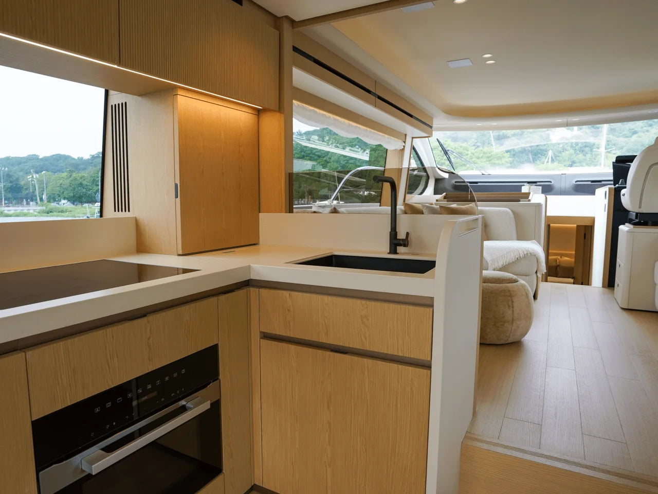 2026 Azimut Fly 62 62.0 feet, Huntington, NY #13