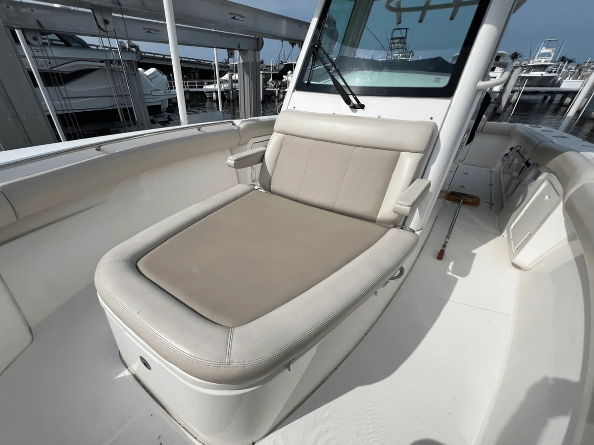 2019 Boston Whaler 280 OUTRAGE 28.0 feet, Stuart, Florida #24