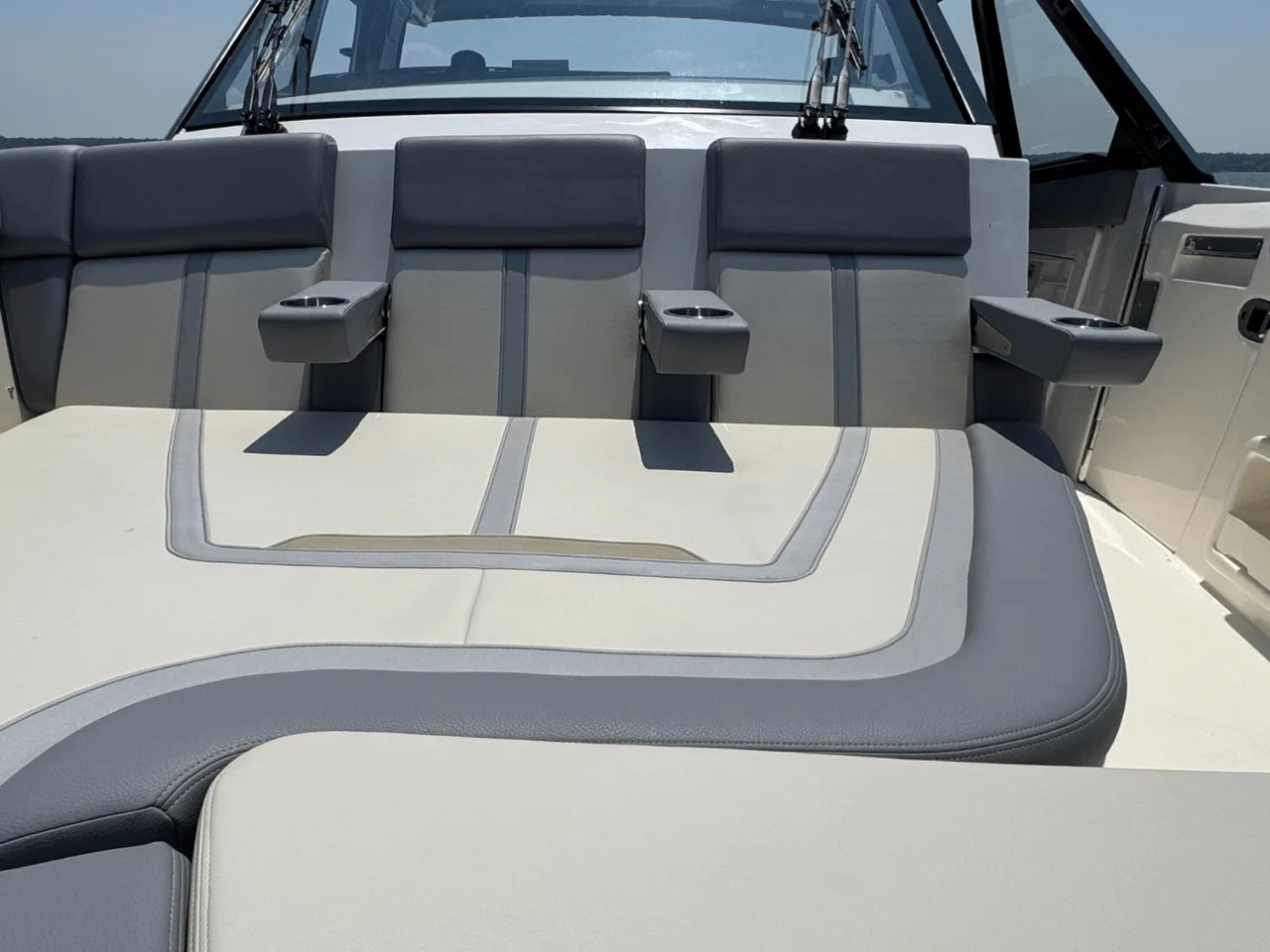 2025 Boston Whaler 380 Realm 38.0 feet, Huntington, NY #76