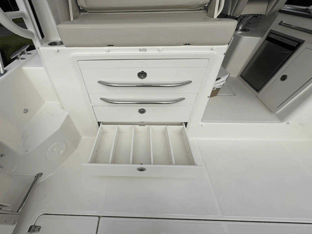 2026 Boston Whaler 325 Conquest 32.0 feet, Ocean View, NJ #21