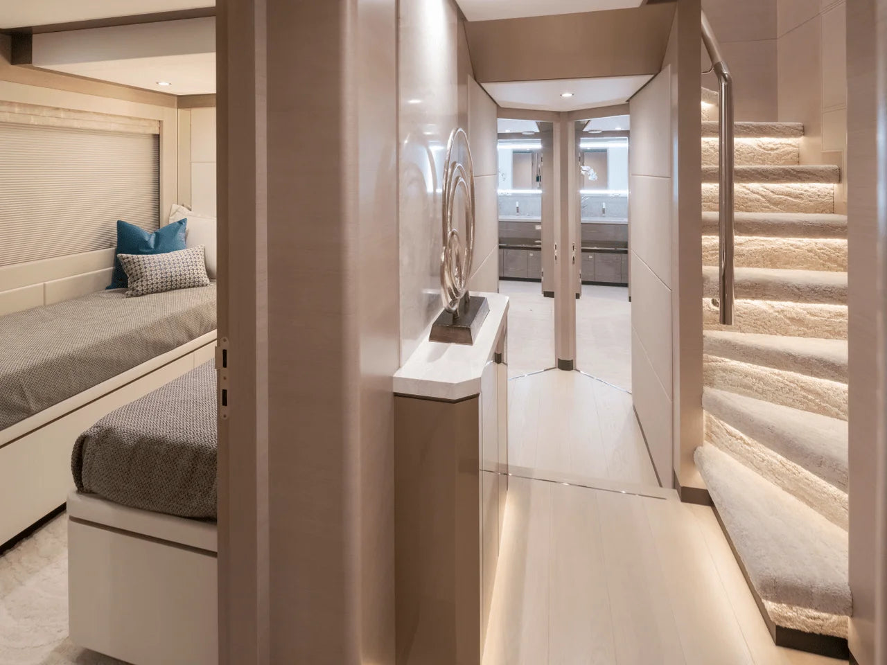 2025 Ocean Alexander 27R 88.0 feet, Pompano Beach, FL #69