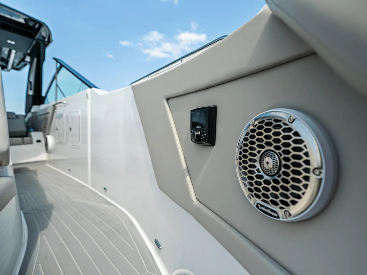 2026 Cruisers Yachts 34 GLS Outboard 35.0 feet, Inuvik, Northwest Territories #106