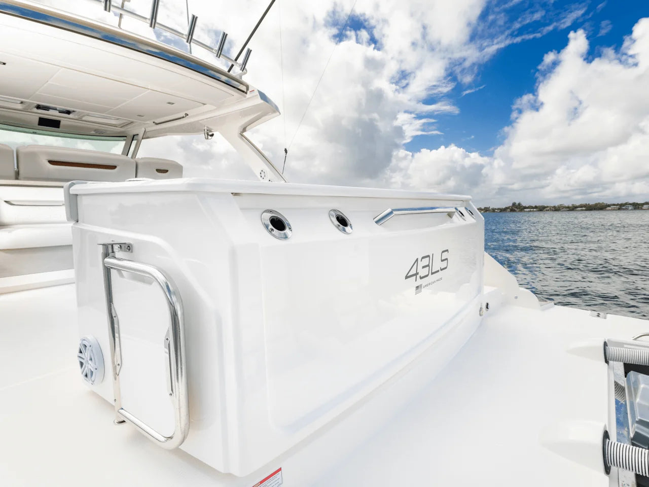 2025 Tiara Yachts LS 43 43.0 feet, Inuvik, Northwest Territories #11