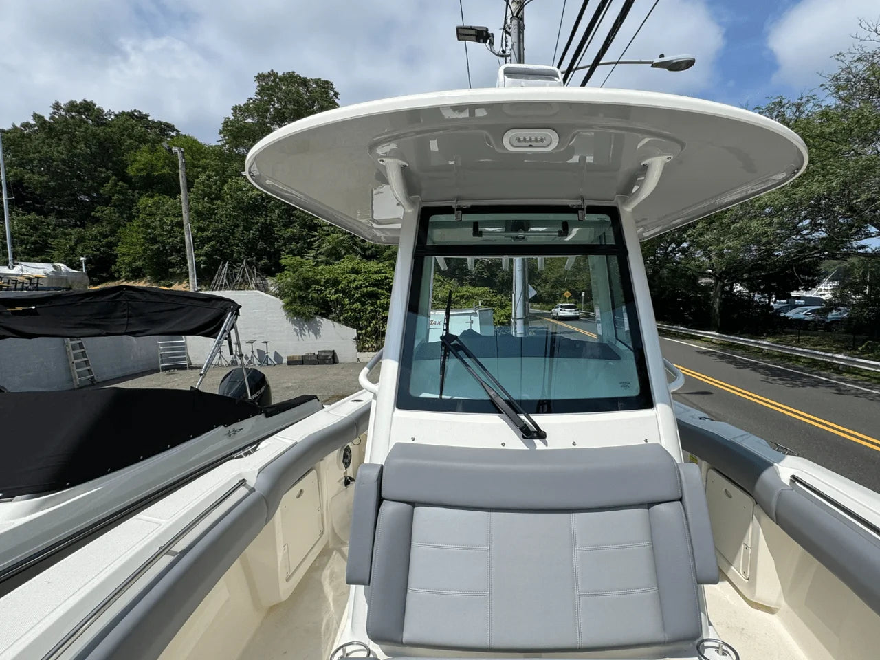 2026 Boston Whaler 250 Outrage 25.0 feet, Huntington, NY #29