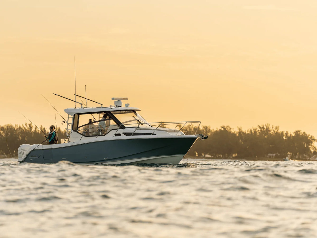 2027 Boston Whaler 325 Conquest 32.0 feet, Norwalk, Connecticut #24