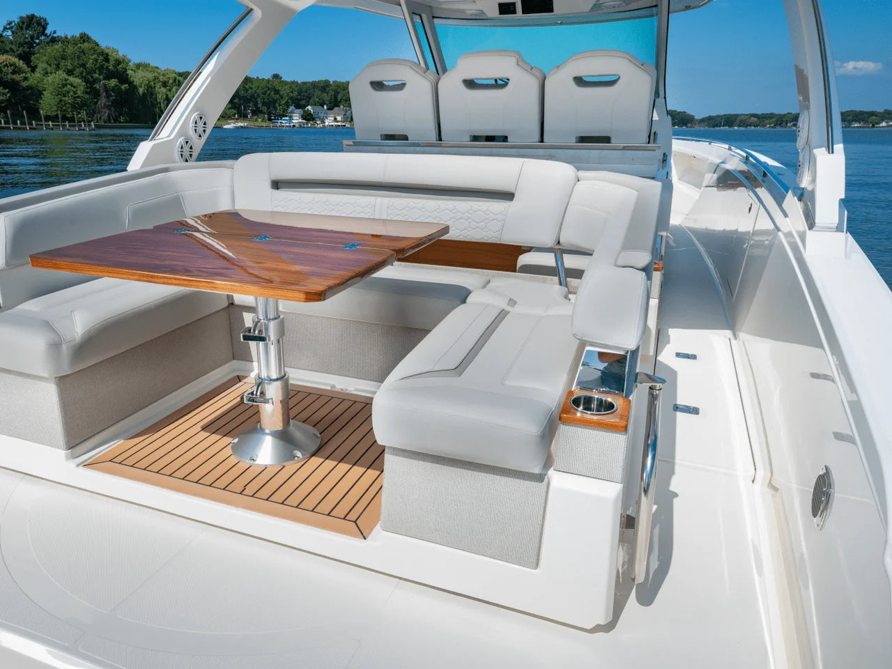 2025 Tiara Yachts LS 38 38.0 feet, Inuvik, Northwest Territories #67