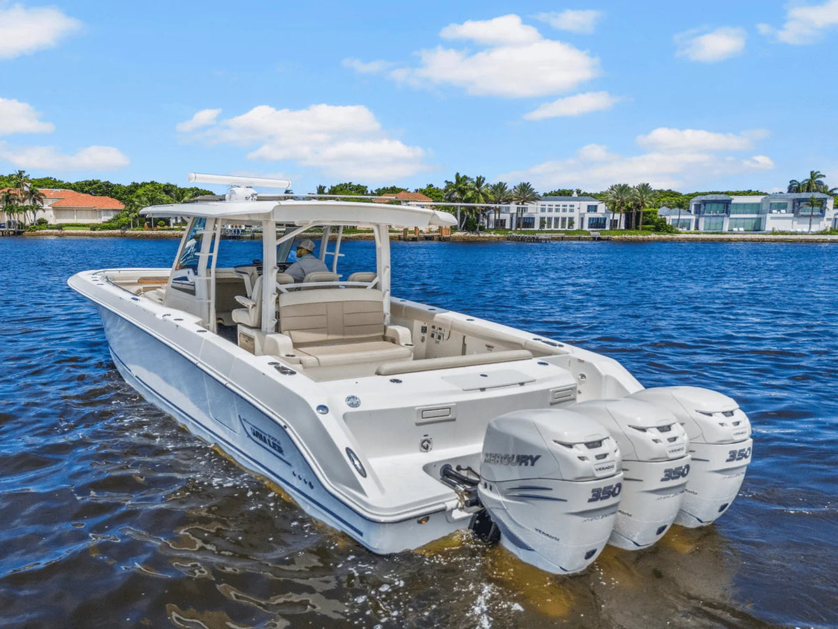 2018 Boston Whaler 380 OUTRAGE 38.0 feet, Naples, Florida #7