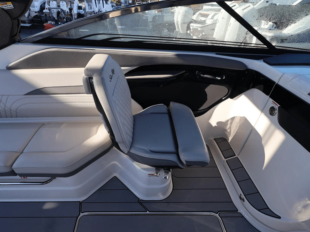 2025 Sea Ray SLX 280 28.0 feet, Naples, Florida #13