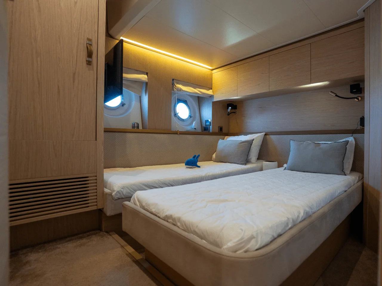2019 Monte Carlo Yachts MC6 60.0 feet, Miami, FL #53