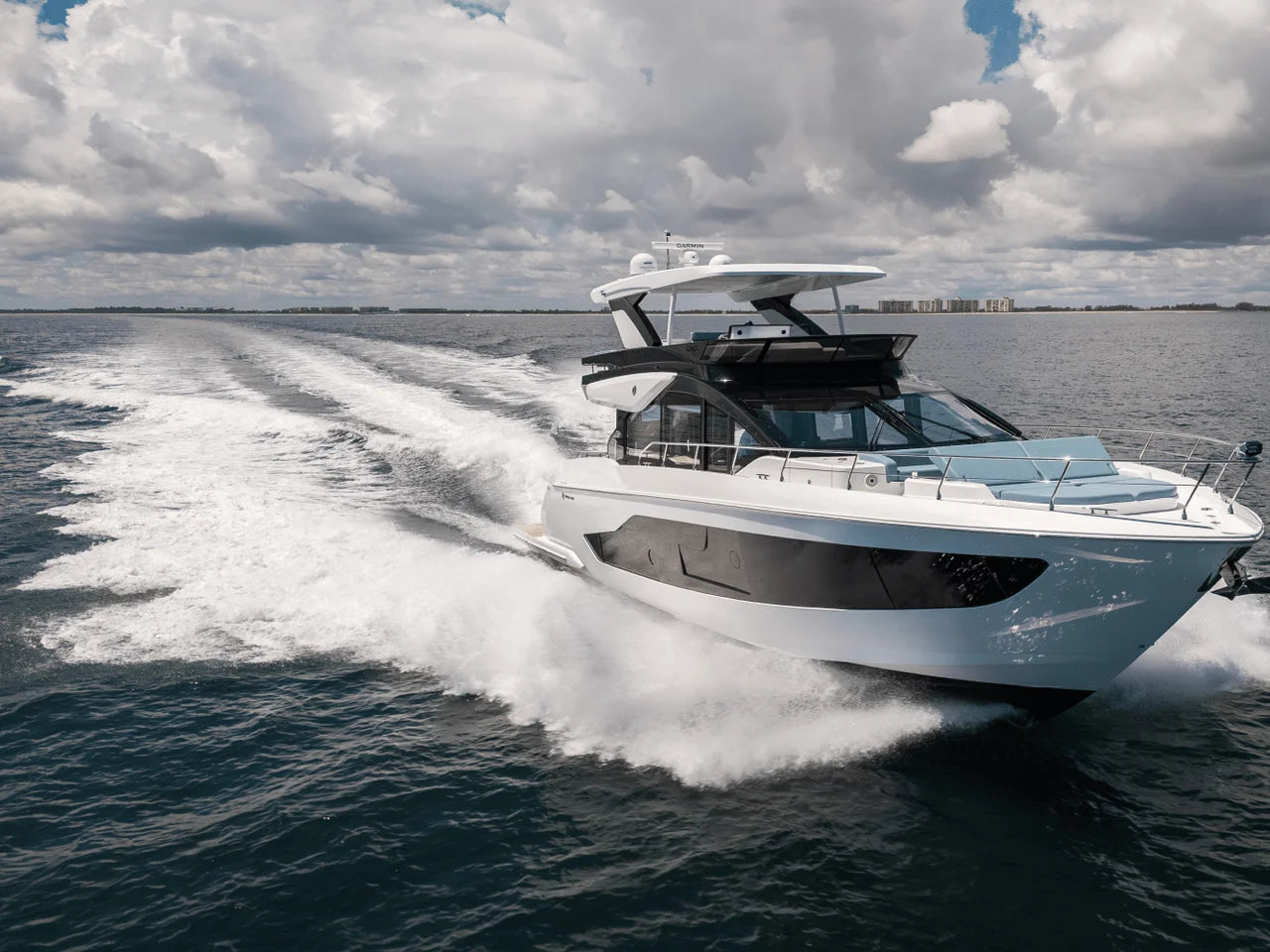 2026 Cruisers Yachts 57 FLY 57.0 feet, Jupiter, Florida #4