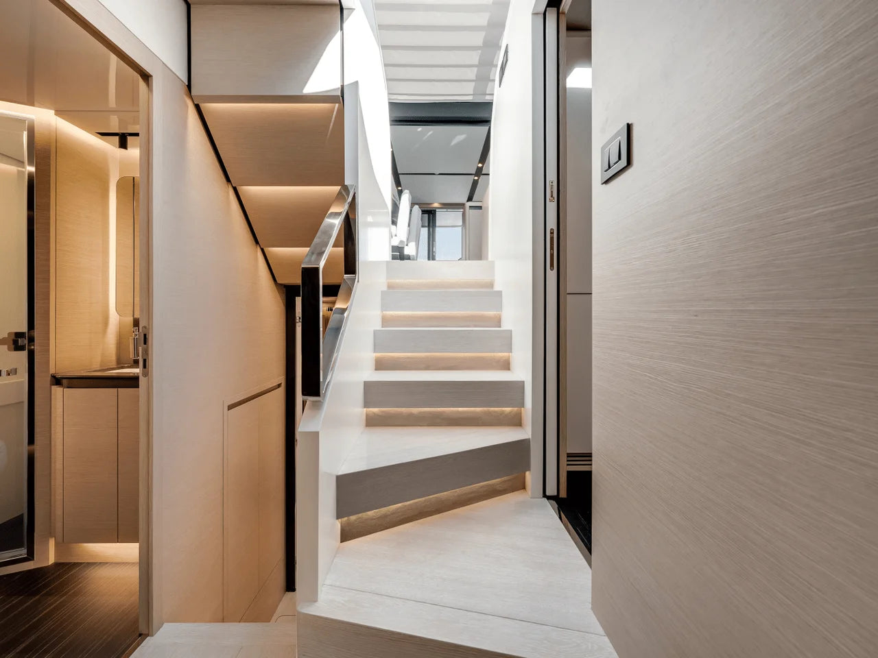 2024 Azimut S8 80.0 feet, Miami, FL #26