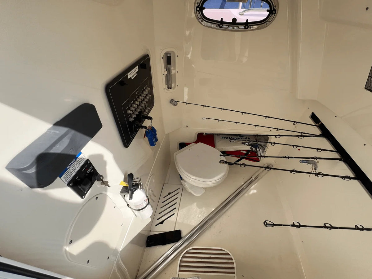 2019 Boston Whaler 280 OUTRAGE 28.0 feet, Stuart, Florida #48
