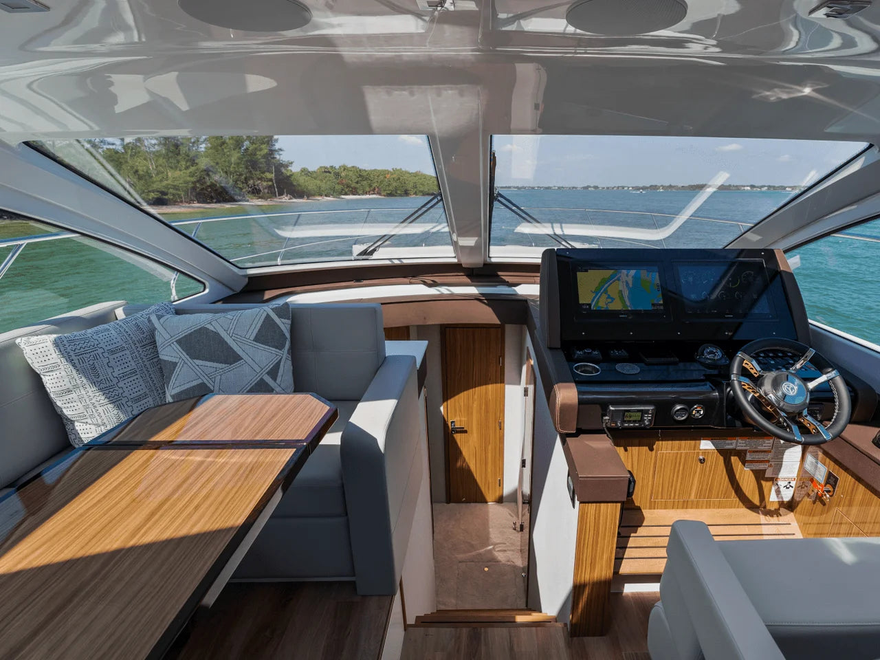 2026 Cruisers Yachts 50 Cantius 50.0 feet, Inuvik, Northwest Territories #109