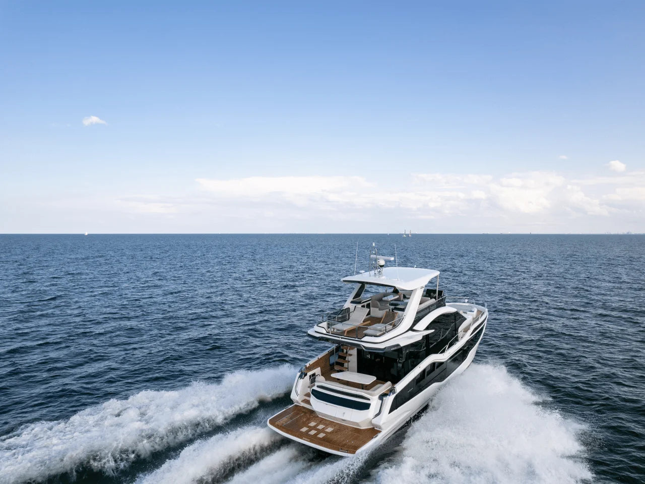 2026 Galeon 560 FLY 56.0 feet, Inuvik, Northwest Territories #12