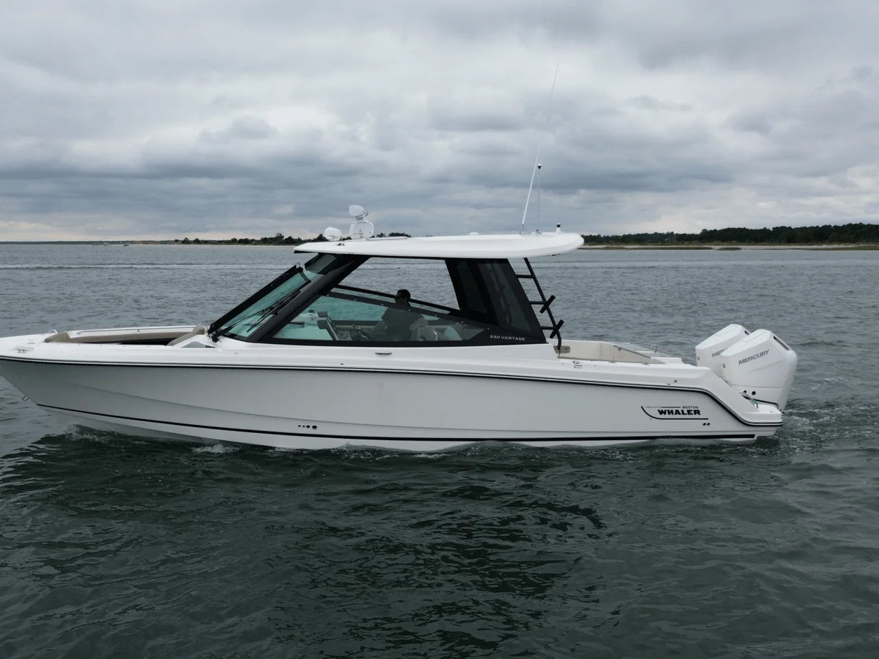 2026 Boston Whaler 330 Vantage 33.0 feet, Wrightsville Beach, North Carolina #7